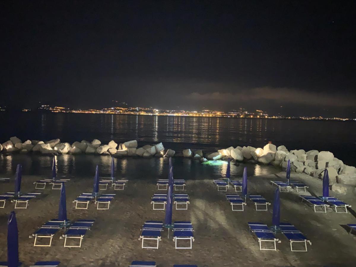 Bed And Beach Μεσίνα Εξωτερικό φωτογραφία